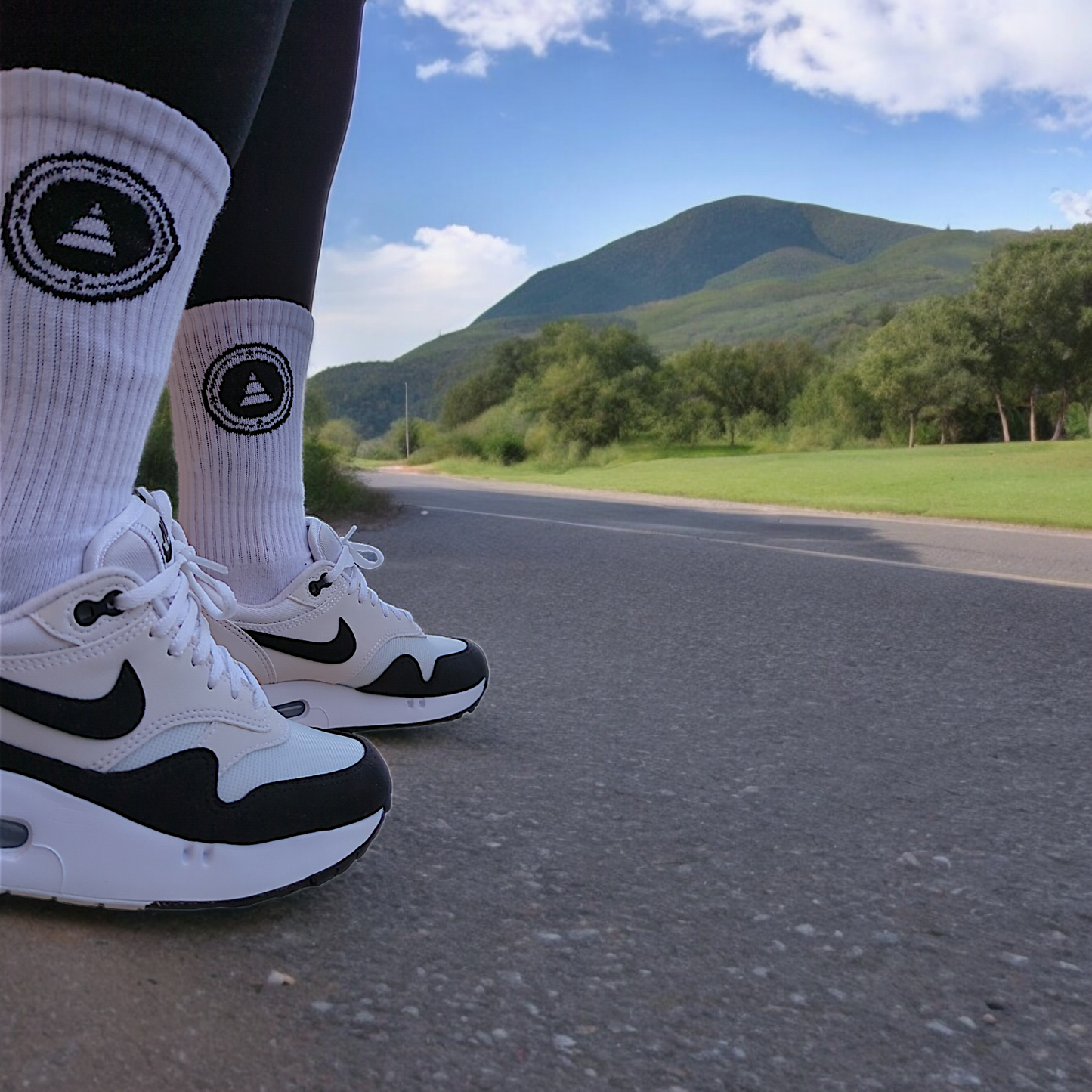 Crew socks (White)